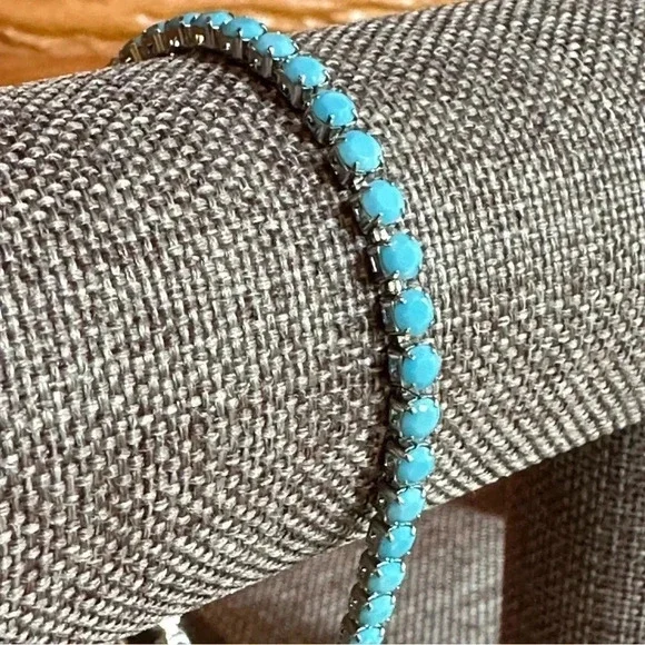 Waterproof Aqua Blue Turquoise Colored CZ Stainless Steel Tennis Bracelet - Picture 4 of 4